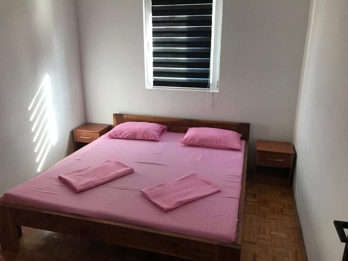 Apartmani Nerko Pag Town Eksteriør billede