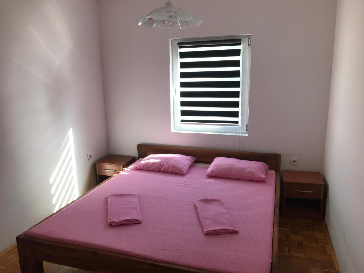Apartmani Nerko Pag Town Eksteriør billede
