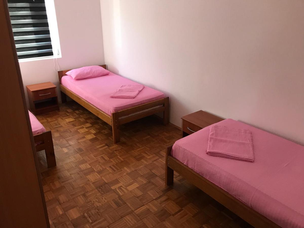 Apartmani Nerko Pag Town Eksteriør billede
