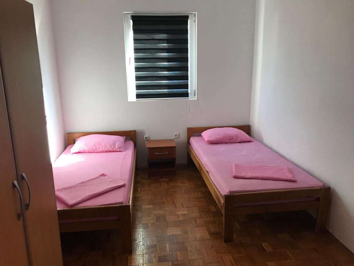 Apartmani Nerko Pag Town Eksteriør billede